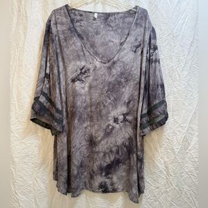 Ladies EKOUAER Tunic. Size XXL.